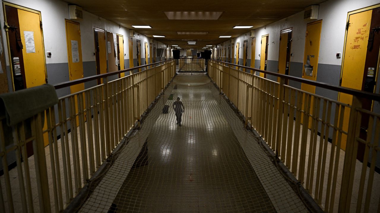 Vue générale d’une prison française