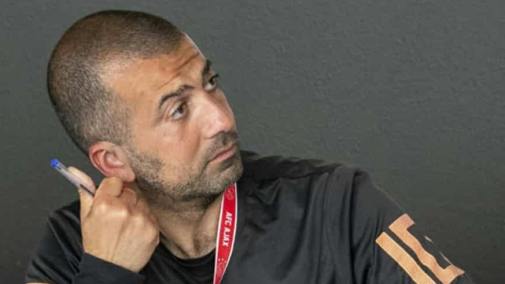 Sabri Staali sur le banc lors d'un match