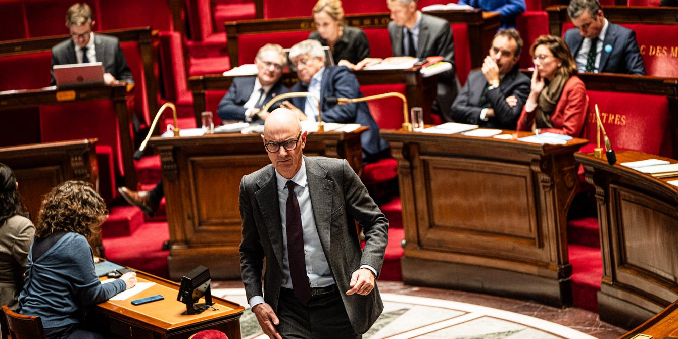 Photo illustrant des poupées sexuelles infantiles présentées sur Shein