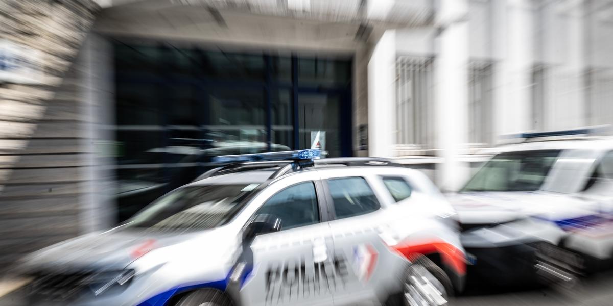 Patrouille de police lors d'une intervention à Cergy
