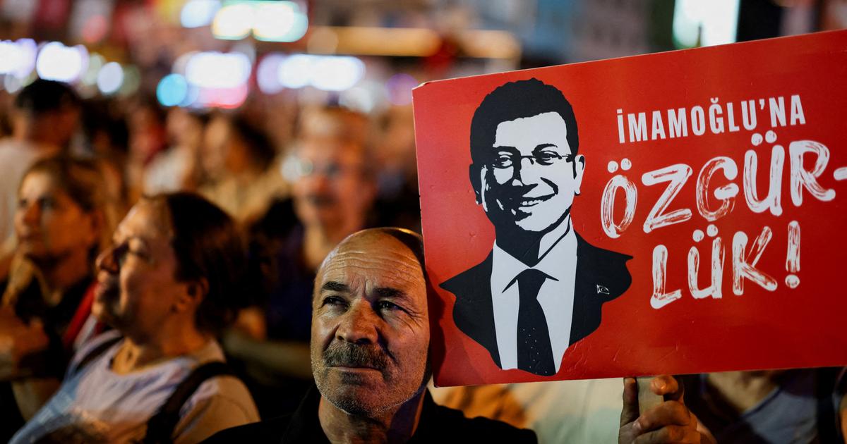 Portrait d'Ekrem Imamoglu lors d'une audience médiatique